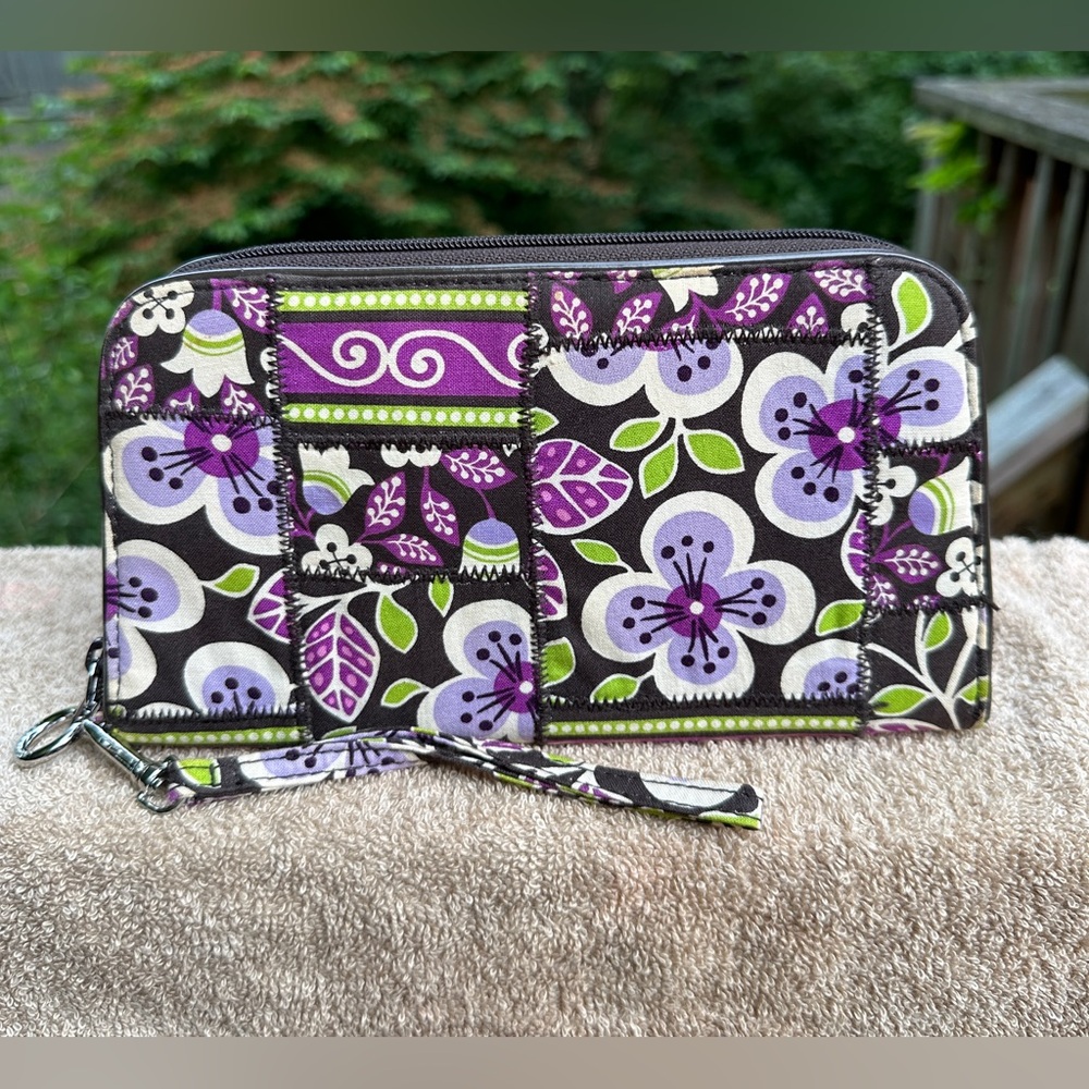 Vera Bradley clutch/wallet
